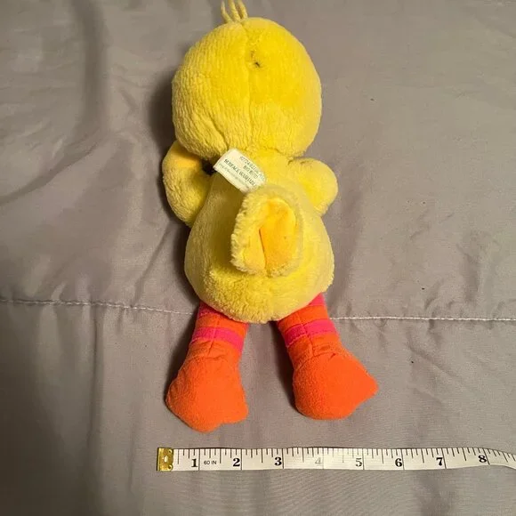 Vintage 1995 Big Bird from Sesame Street Yellow Plush Stuffed Animal Toy - Picture 4 of 7